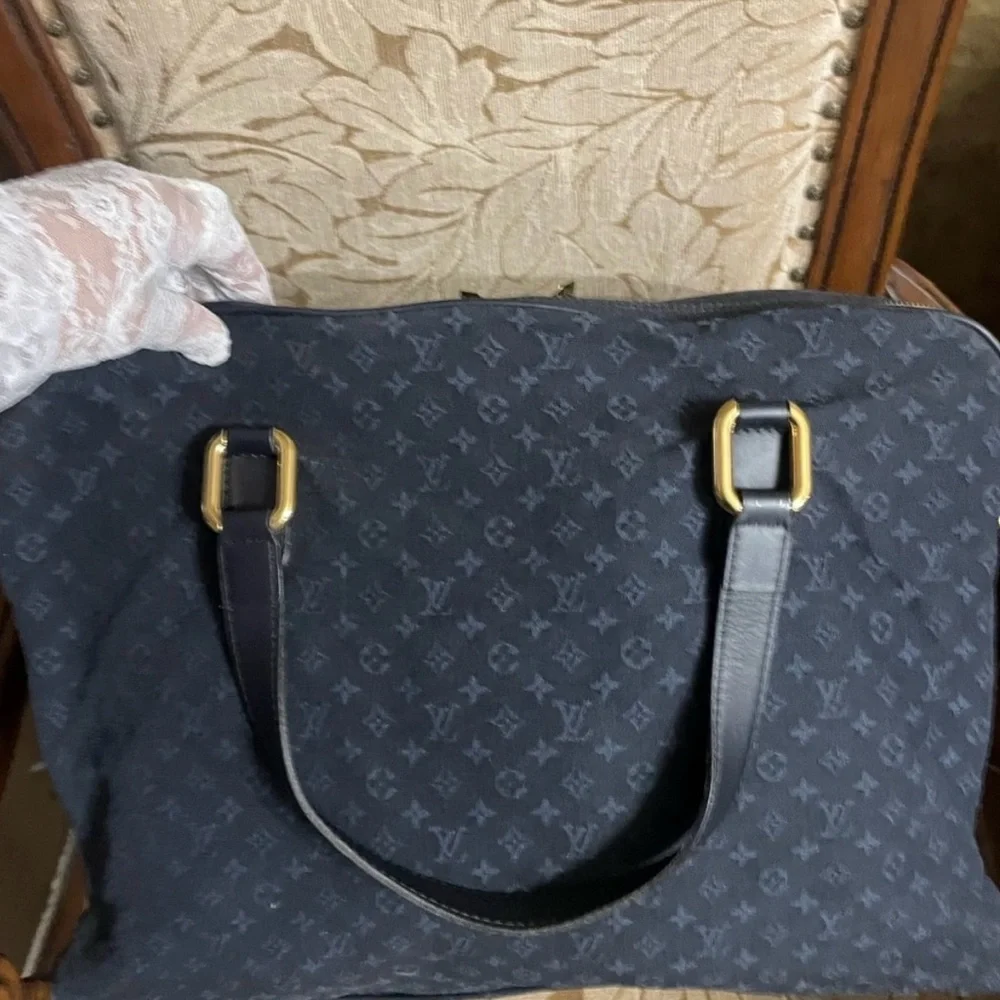 Louis Vuitton Mini Lin Claudine Duffle - Picture 3 of 9